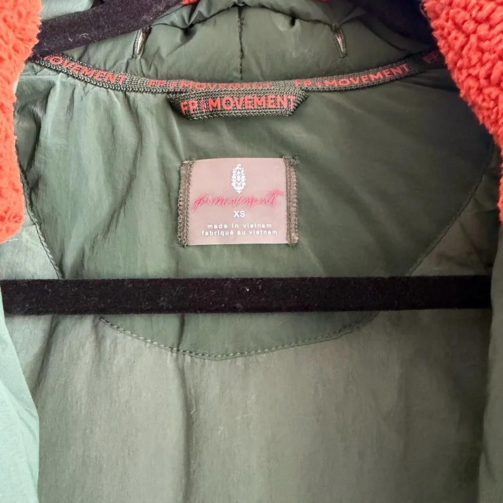 Free People Dark Green Bomber Jacket with removable Orange Sherpa Collar - Picture 3 of 3